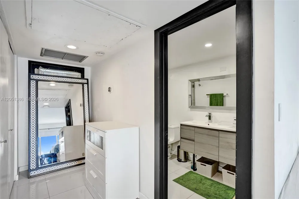 11111 Biscayne Blvd #1915 Miami, FL 33181