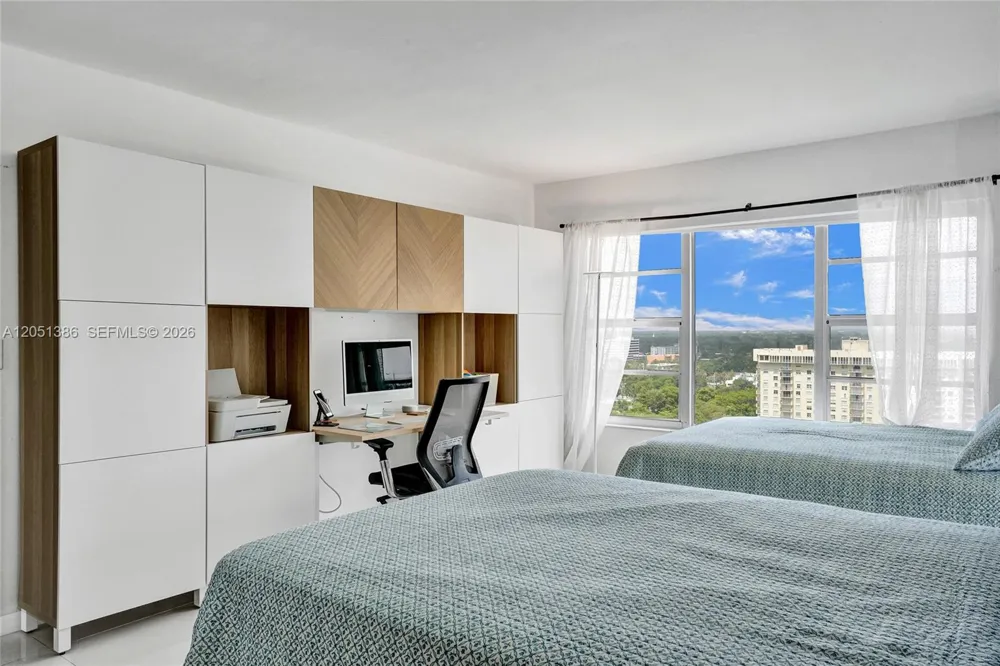 11111 Biscayne Blvd #1915 Miami, FL 33181