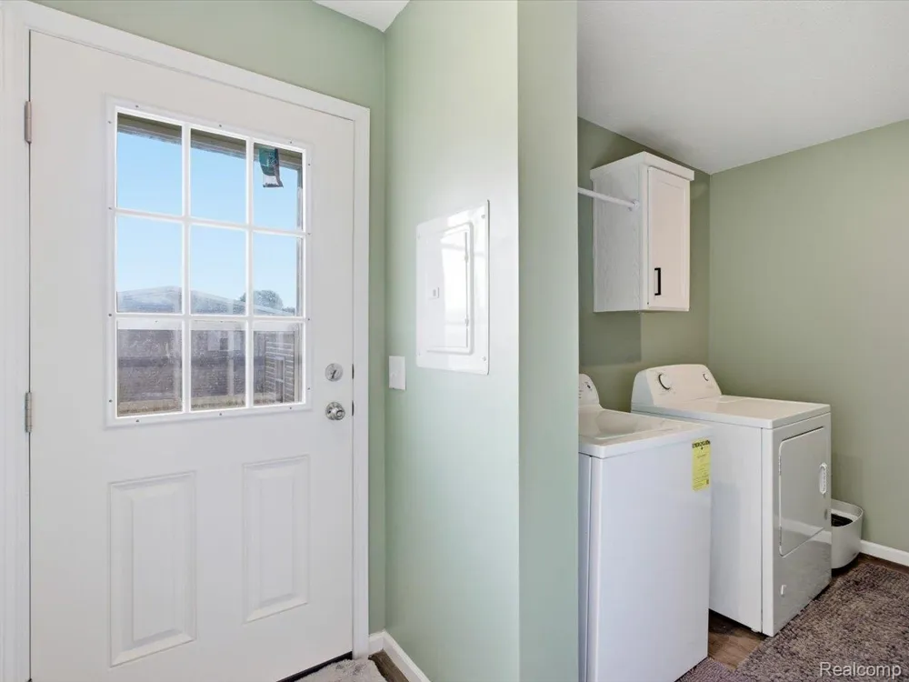 287 Rosebud Court Port Huron Charter Township, MI 48060