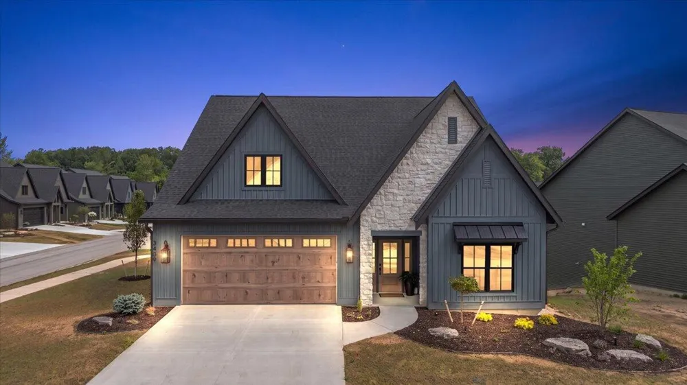 3409 Broadleaf Lane Jenison, MI 49428