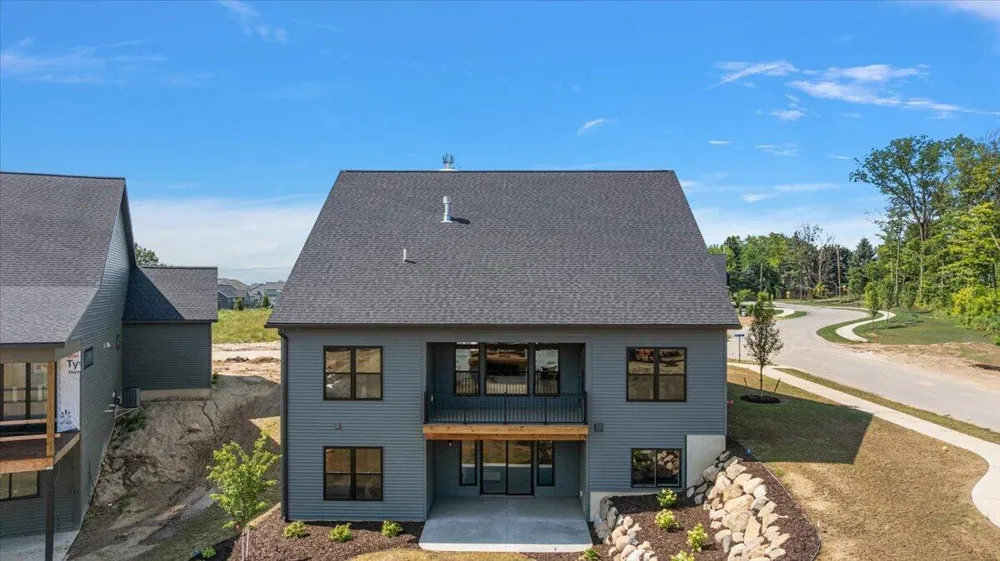 3409 Broadleaf Lane Jenison, MI 49428