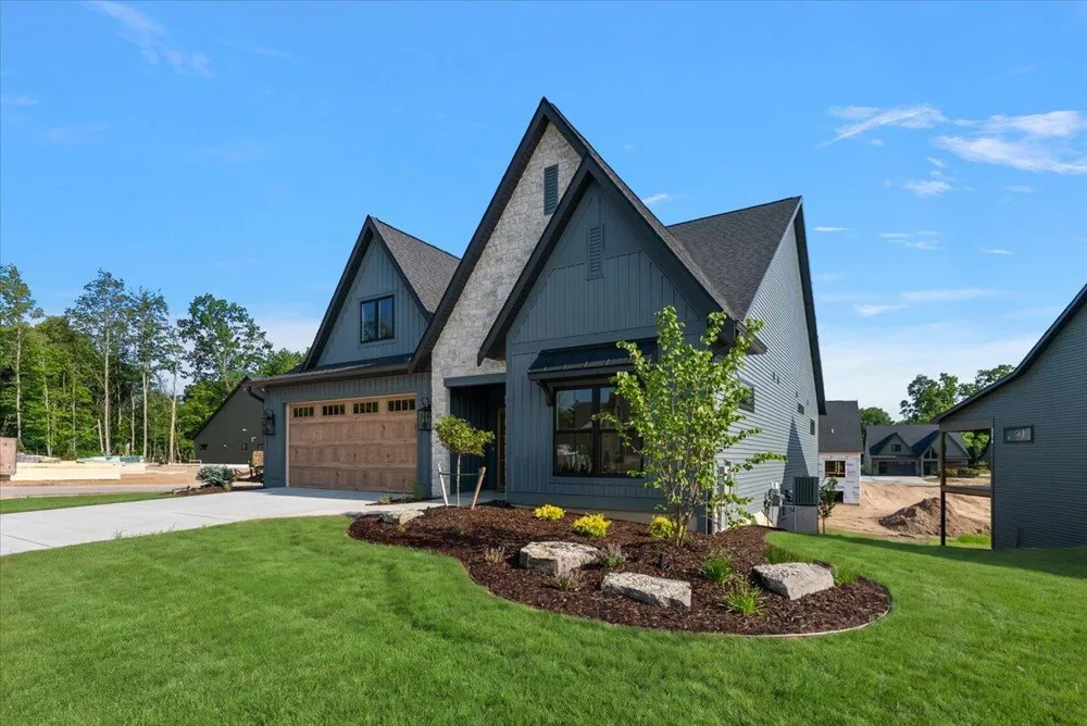 3409 Broadleaf Lane Jenison, MI 49428