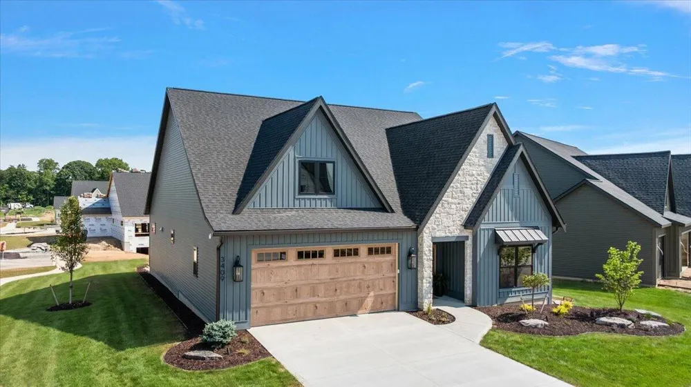3409 Broadleaf Lane Jenison, MI 49428