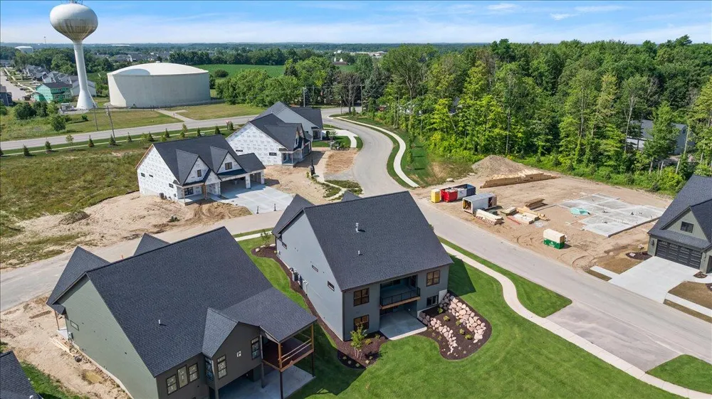 3409 Broadleaf Lane Jenison, MI 49428