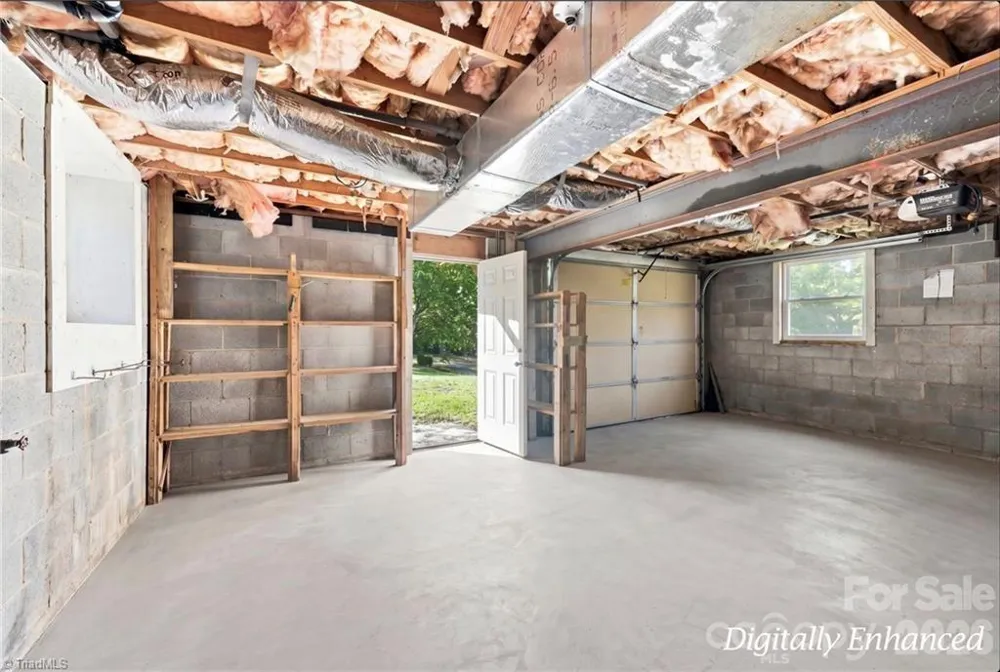 11526 US Highway 421 Purlear, NC 28665