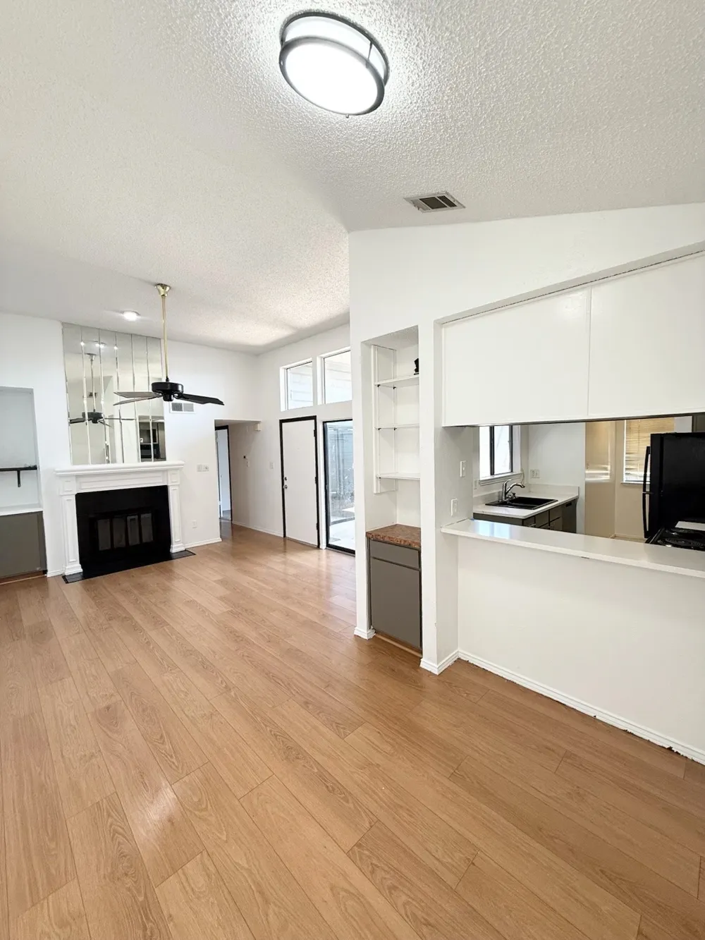 606 Bellaire Drive #A Hurst, TX 76053