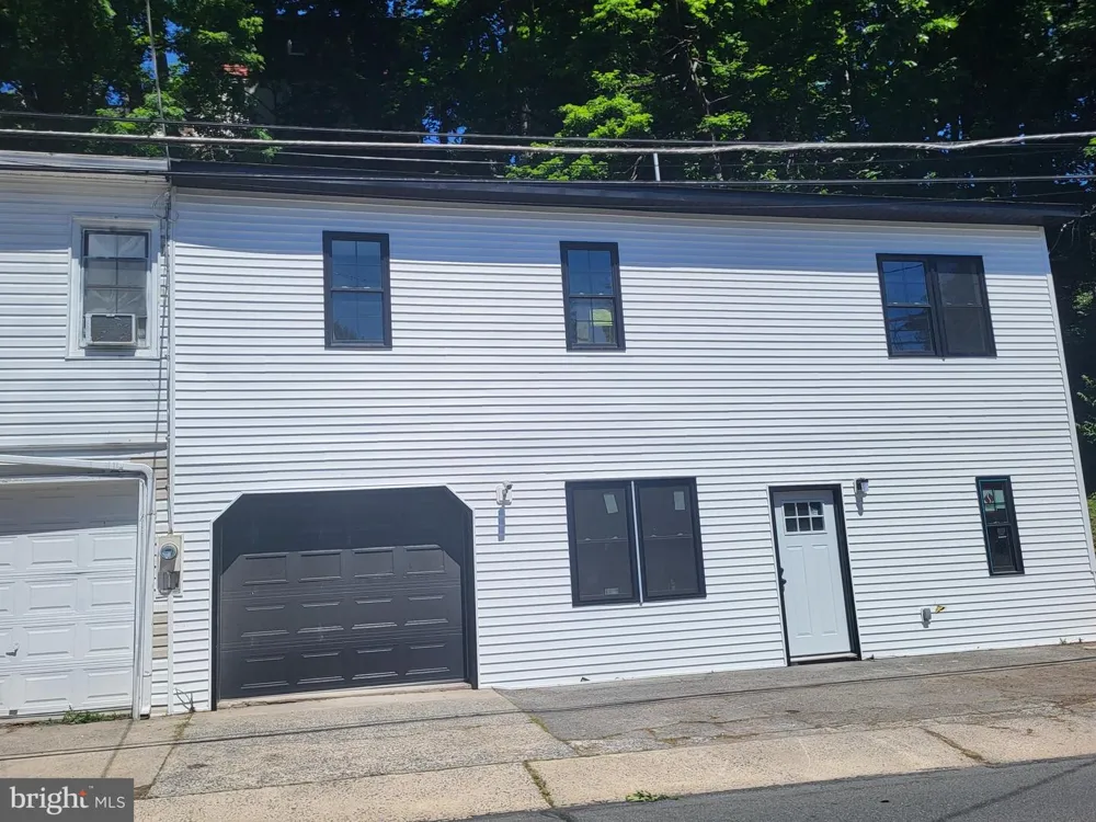 79 E WYOMISSING AVENUE Mohnton, PA 19540