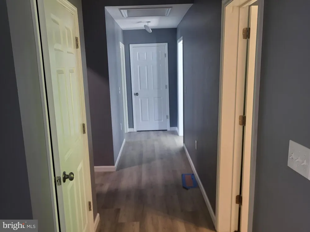 79 E WYOMISSING AVENUE Mohnton, PA 19540