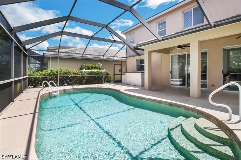 Laurel Lakes Way Naples, FL 34119