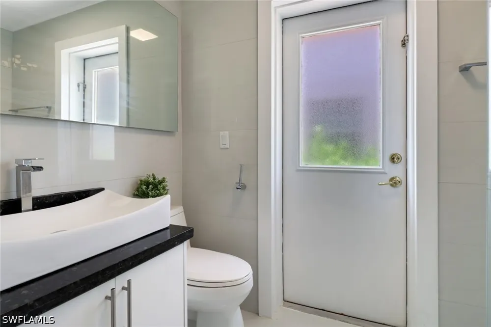 Laurel Lakes Way Naples, FL 34119