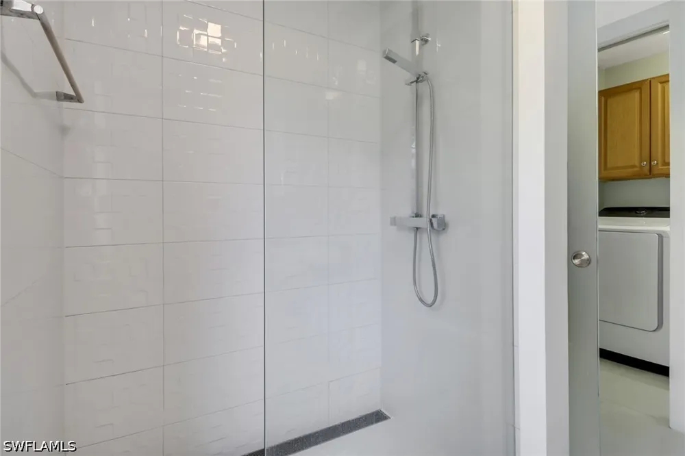 Laurel Lakes Way Naples, FL 34119