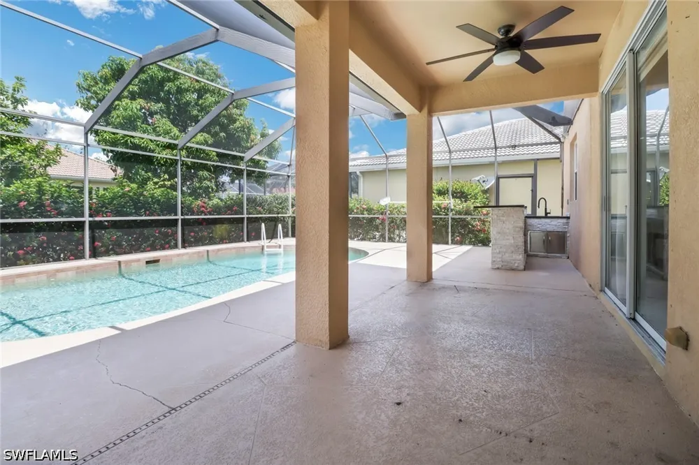 Laurel Lakes Way Naples, FL 34119
