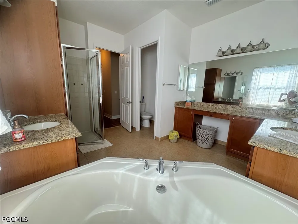 Gulfstone Court Fort Myers, FL 33913