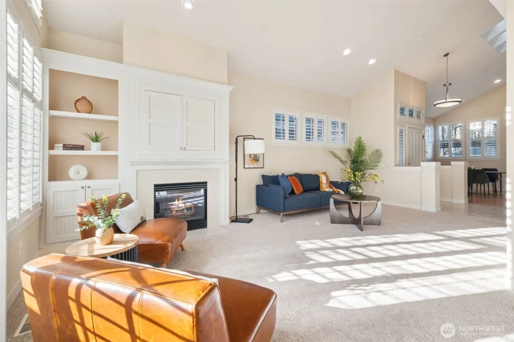 120 Newport Way NW #16 Issaquah, WA 98027