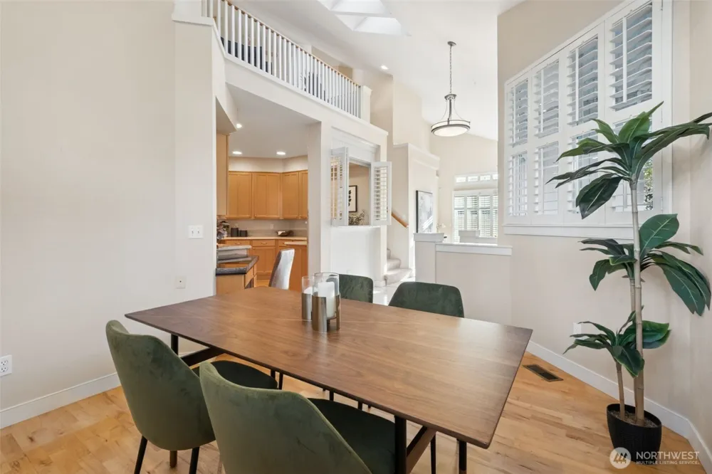 120 Newport Way NW #16 Issaquah, WA 98027
