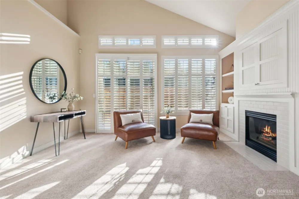 120 Newport Way NW #16 Issaquah, WA 98027