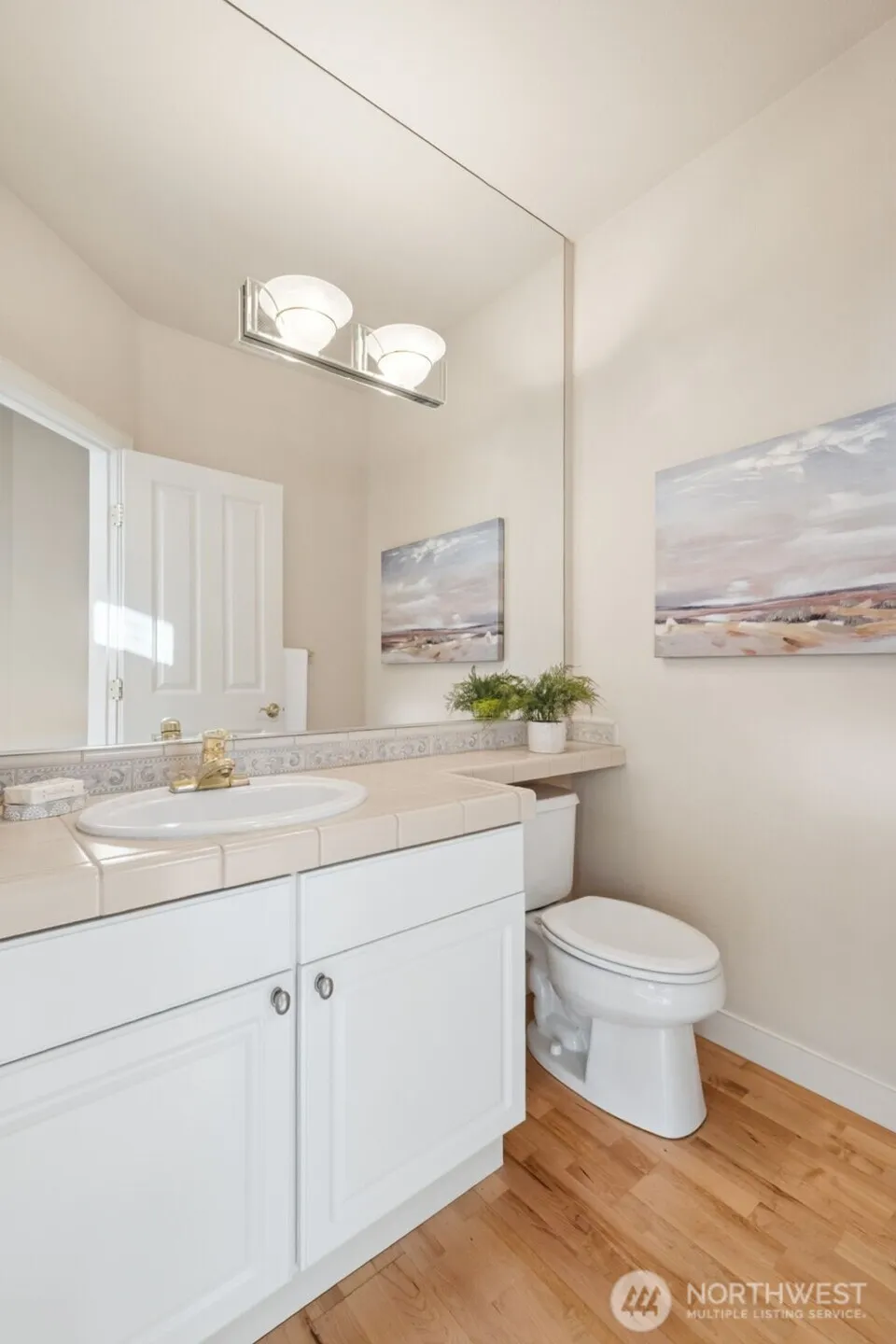 120 Newport Way NW #16 Issaquah, WA 98027