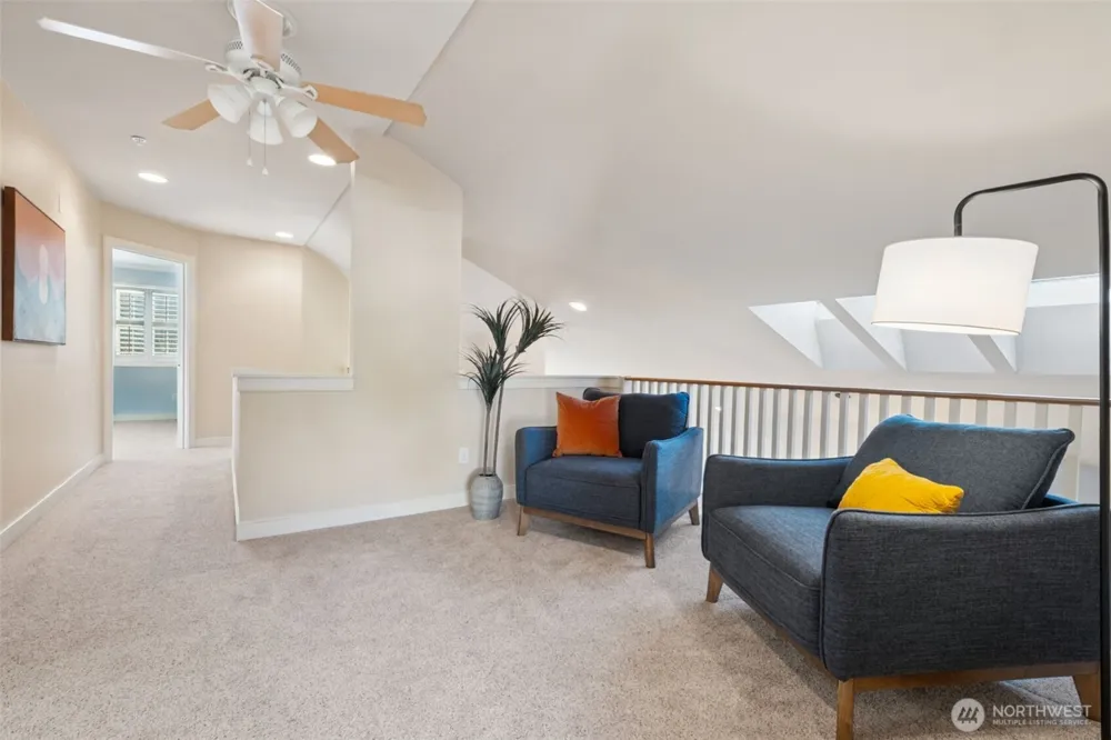 120 Newport Way NW #16 Issaquah, WA 98027