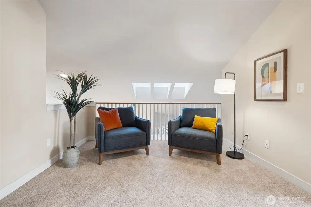 120 Newport Way NW #16 Issaquah, WA 98027