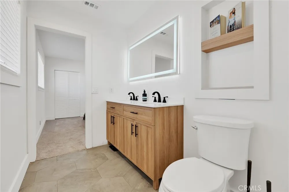 15075 Flathead Road Apple Valley, CA 92307
