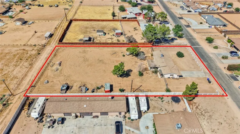 15075 Flathead Road Apple Valley, CA 92307