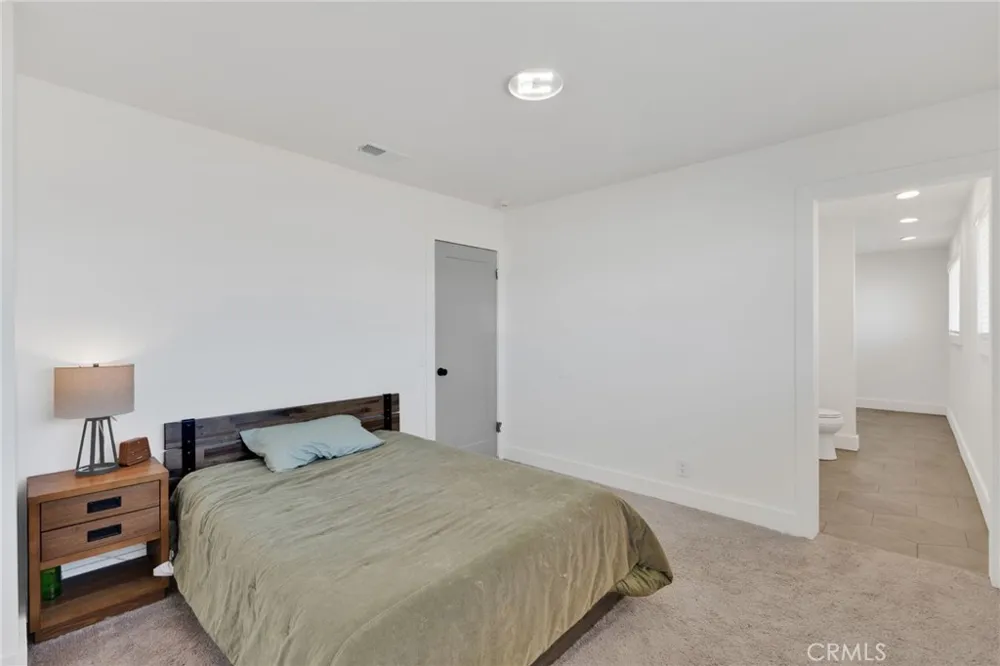 15075 Flathead Road Apple Valley, CA 92307