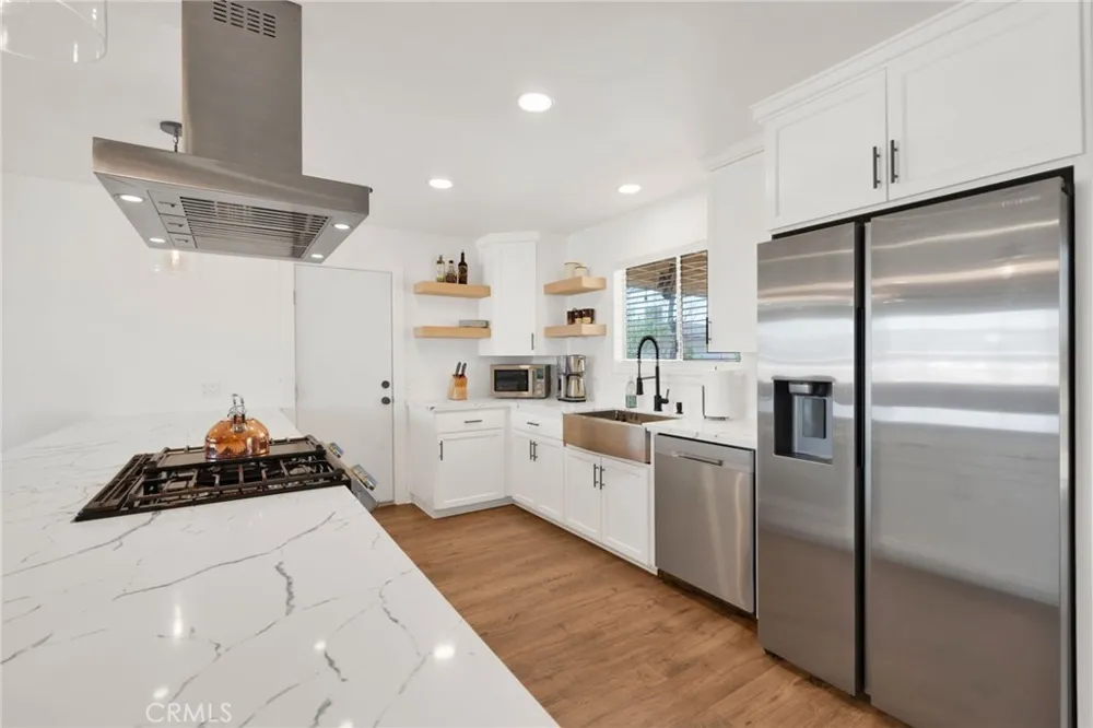 15075 Flathead Road Apple Valley, CA 92307