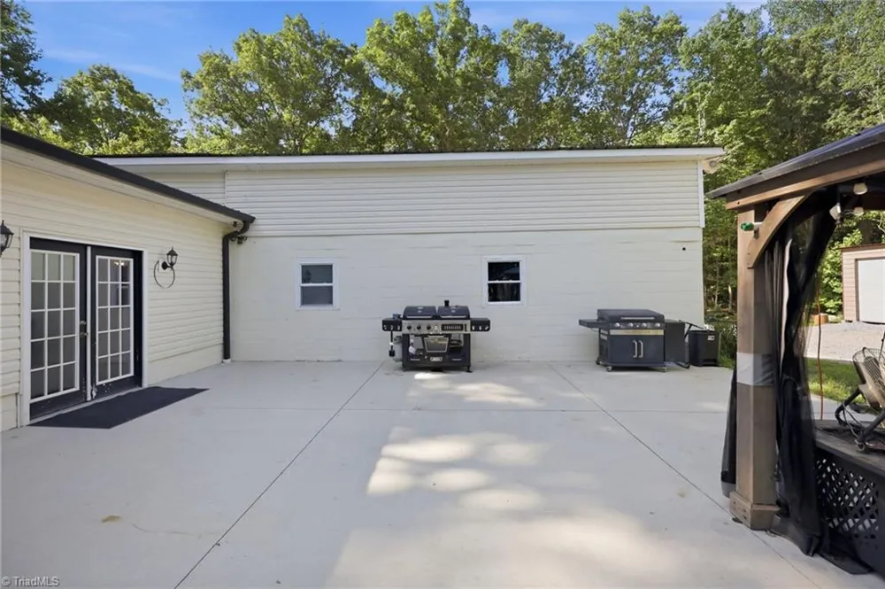 901 Decker Road Thomasville, NC 27360
