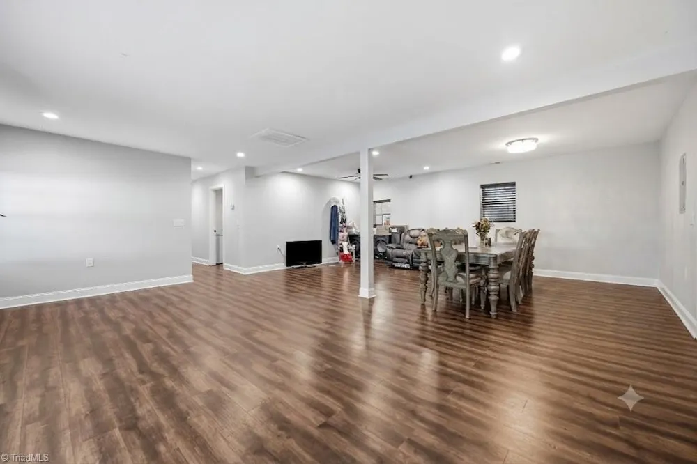 901 Decker Road Thomasville, NC 27360