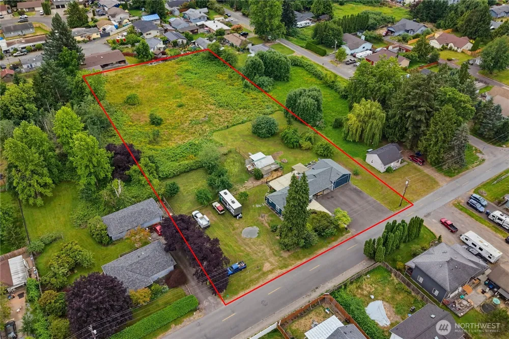 406 1st Avenue E Pacific, WA 98047