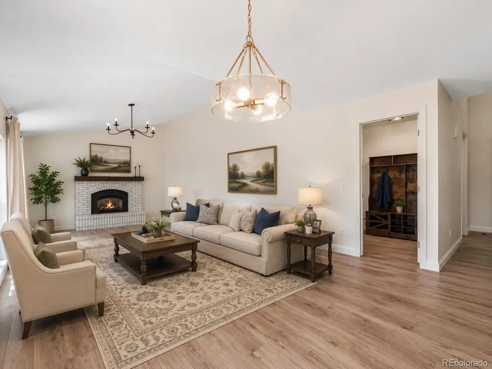 9304 Montrose Way Highlands Ranch, CO 80126
