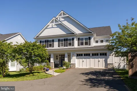 2998 BEECHWOOD LANE