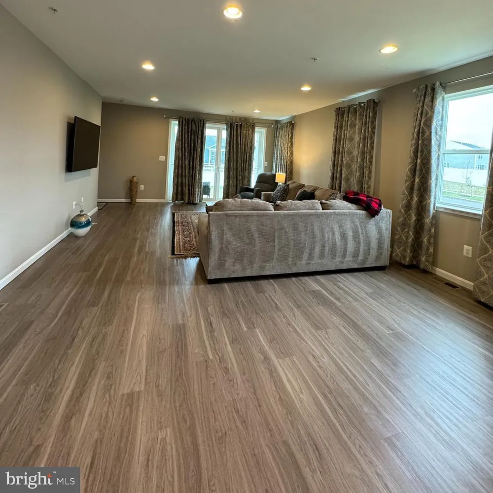 12512 CHAMBLISS DRIVE Hagerstown, MD 21740