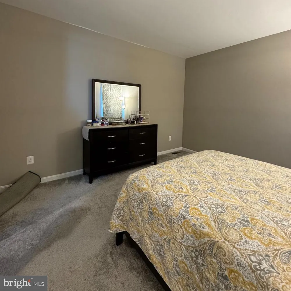 12512 CHAMBLISS DRIVE Hagerstown, MD 21740