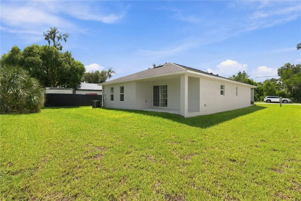 906 7TH STREET Wimauma, FL 33598
