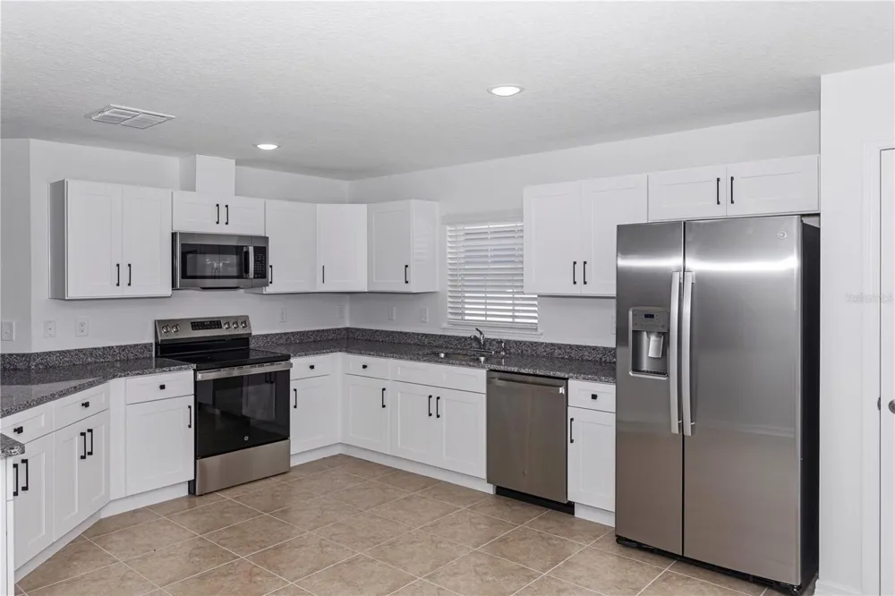 906 7TH STREET Wimauma, FL 33598