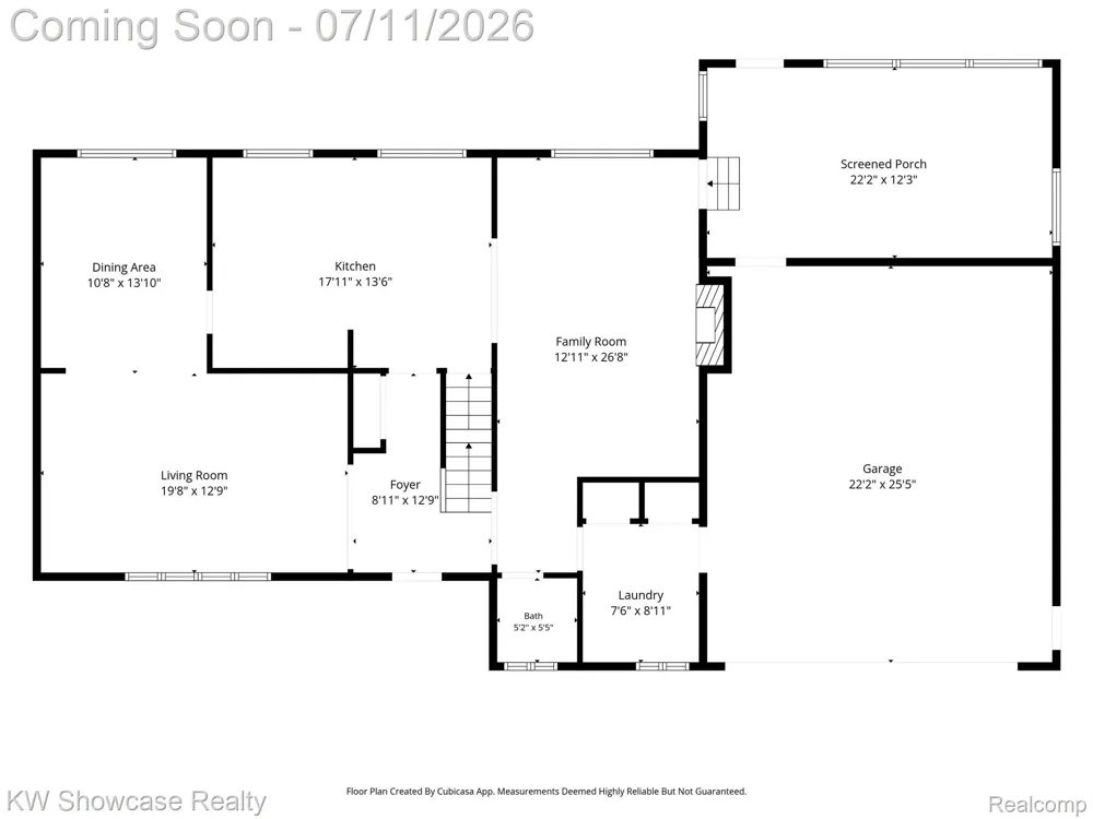 8362 Sunburst Center Line City, MI 48015