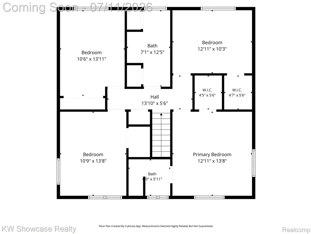 8362 Sunburst Center Line City, MI 48015