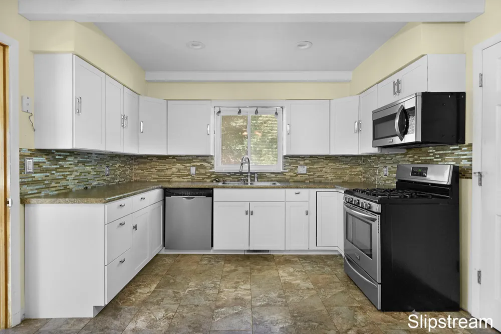168 E Delaware Avenue Benton Charter Township, MI 49022