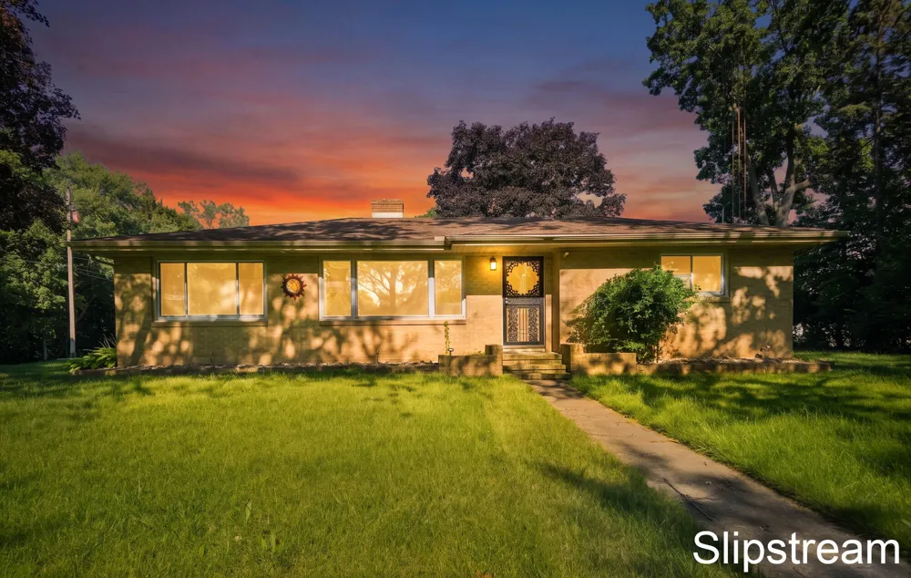 168 E Delaware Avenue Benton Charter Township, MI 49022
