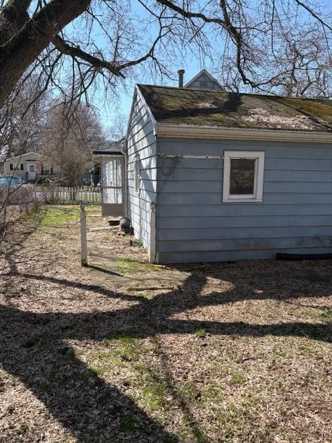 226 Dunlap Street Lansing City, MI 48910