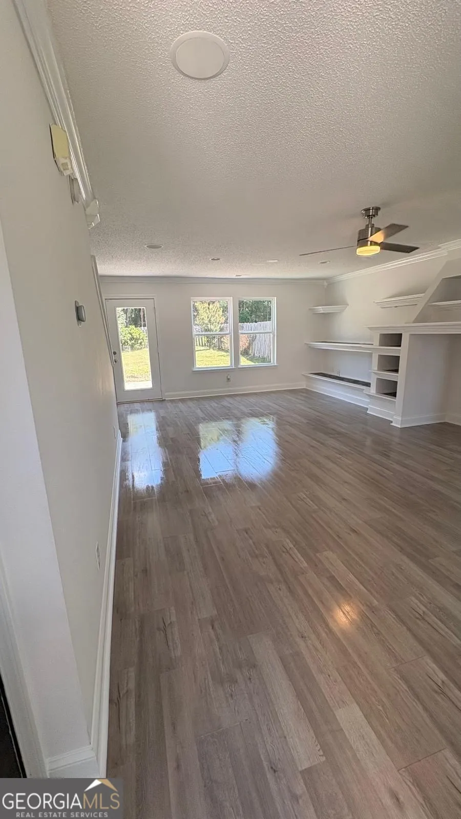 55 Holly Springs CIR Port Wentworth, GA 31407