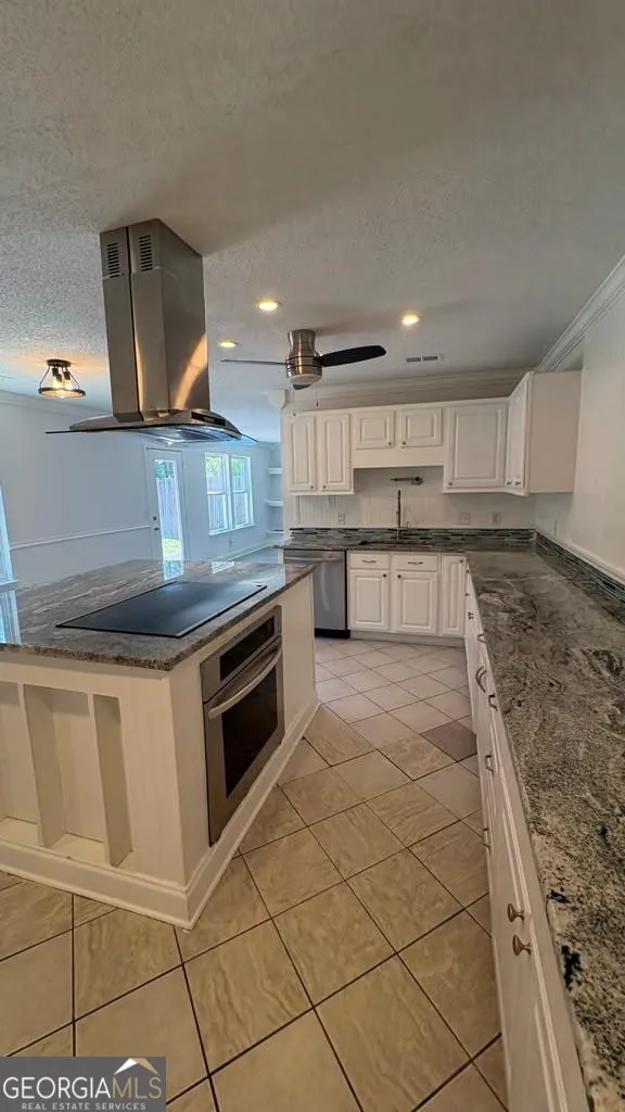 55 Holly Springs CIR Port Wentworth, GA 31407