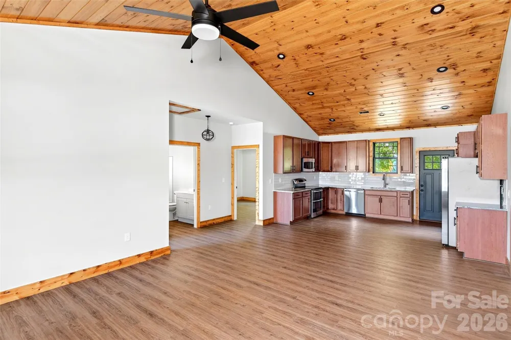 1652 Doggett Road Forest City, NC 28043