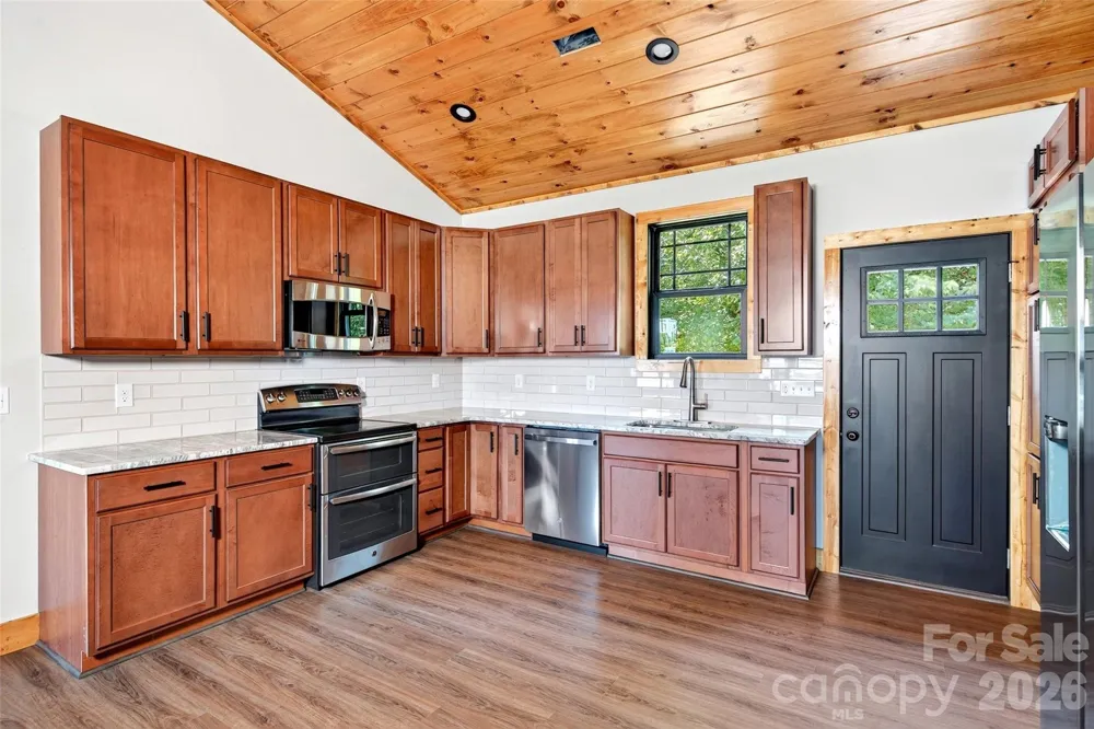 1652 Doggett Road Forest City, NC 28043