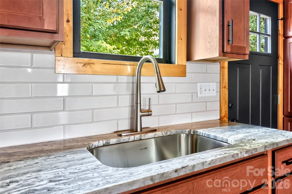 1652 Doggett Road Forest City, NC 28043