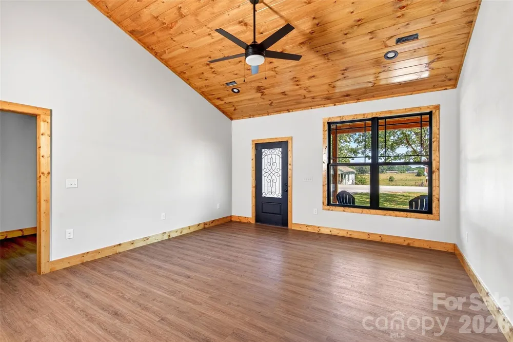 1652 Doggett Road Forest City, NC 28043