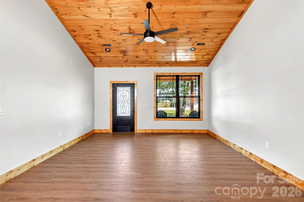 1652 Doggett Road Forest City, NC 28043