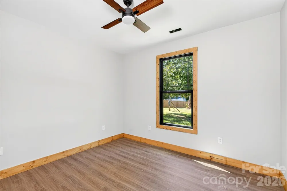 1652 Doggett Road Forest City, NC 28043