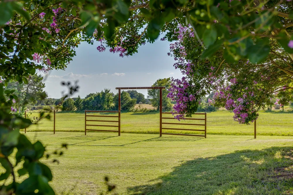 1778 County Road 217 Collinsville, TX 76233